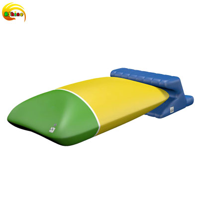Combined catapult bed