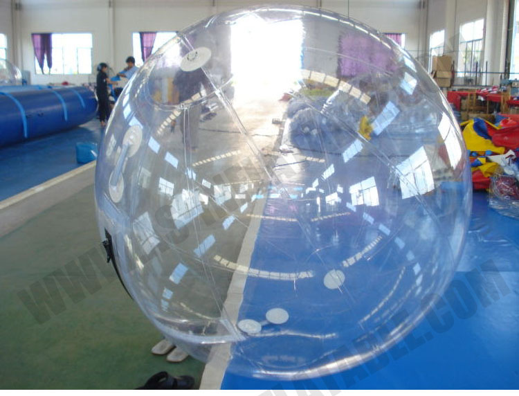 Inflatable water walking ball detailed description 8 Detailed description 8